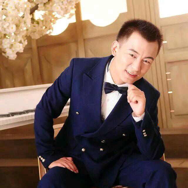 董英杰