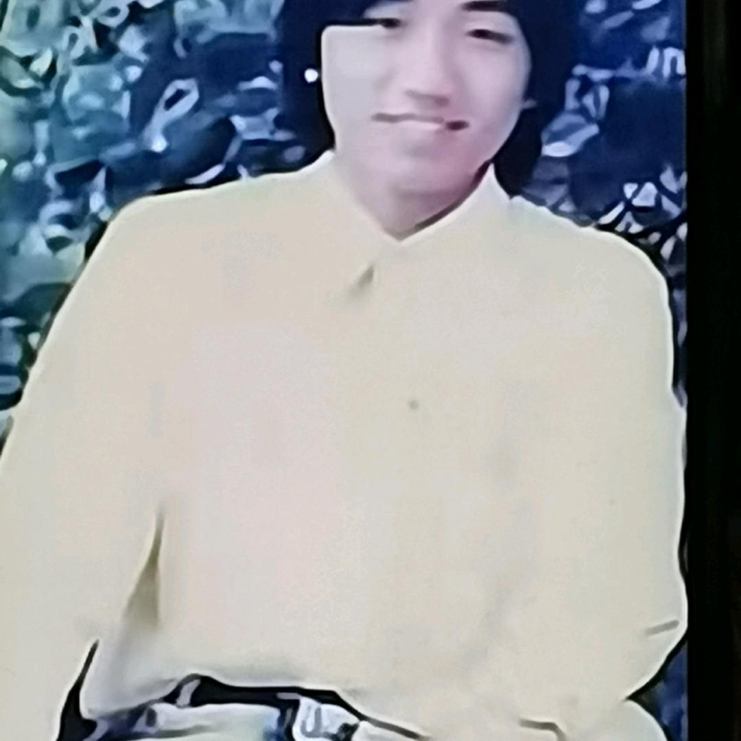 开心何大哥