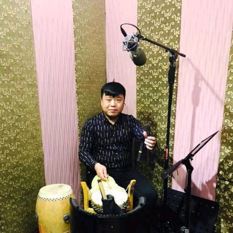 河南小皇后豫剧团司鼓田峰