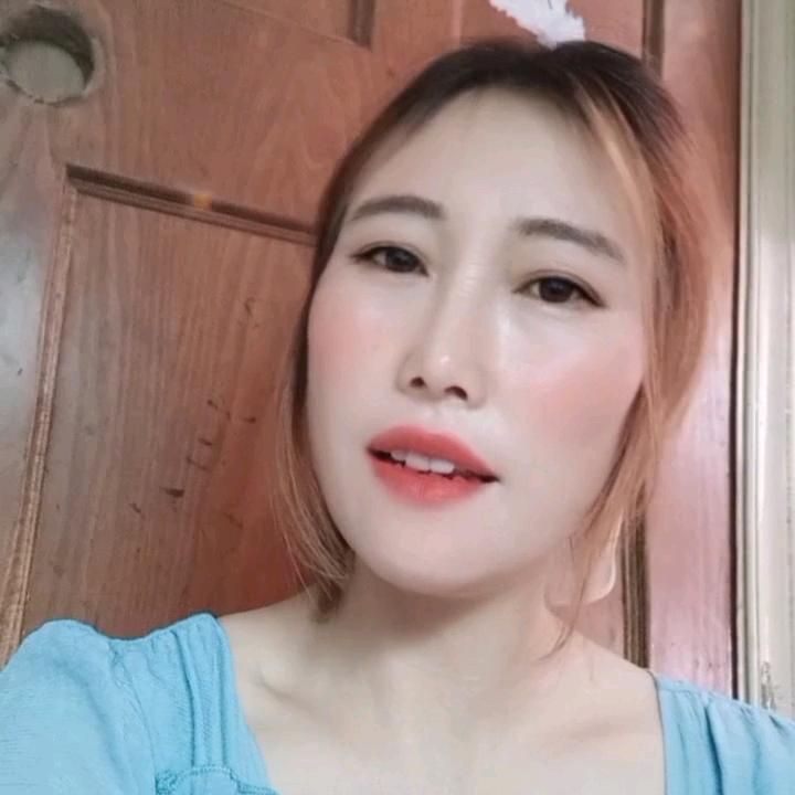 勤丽