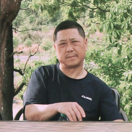用户     老刘