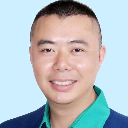 辉哥信咨询工作