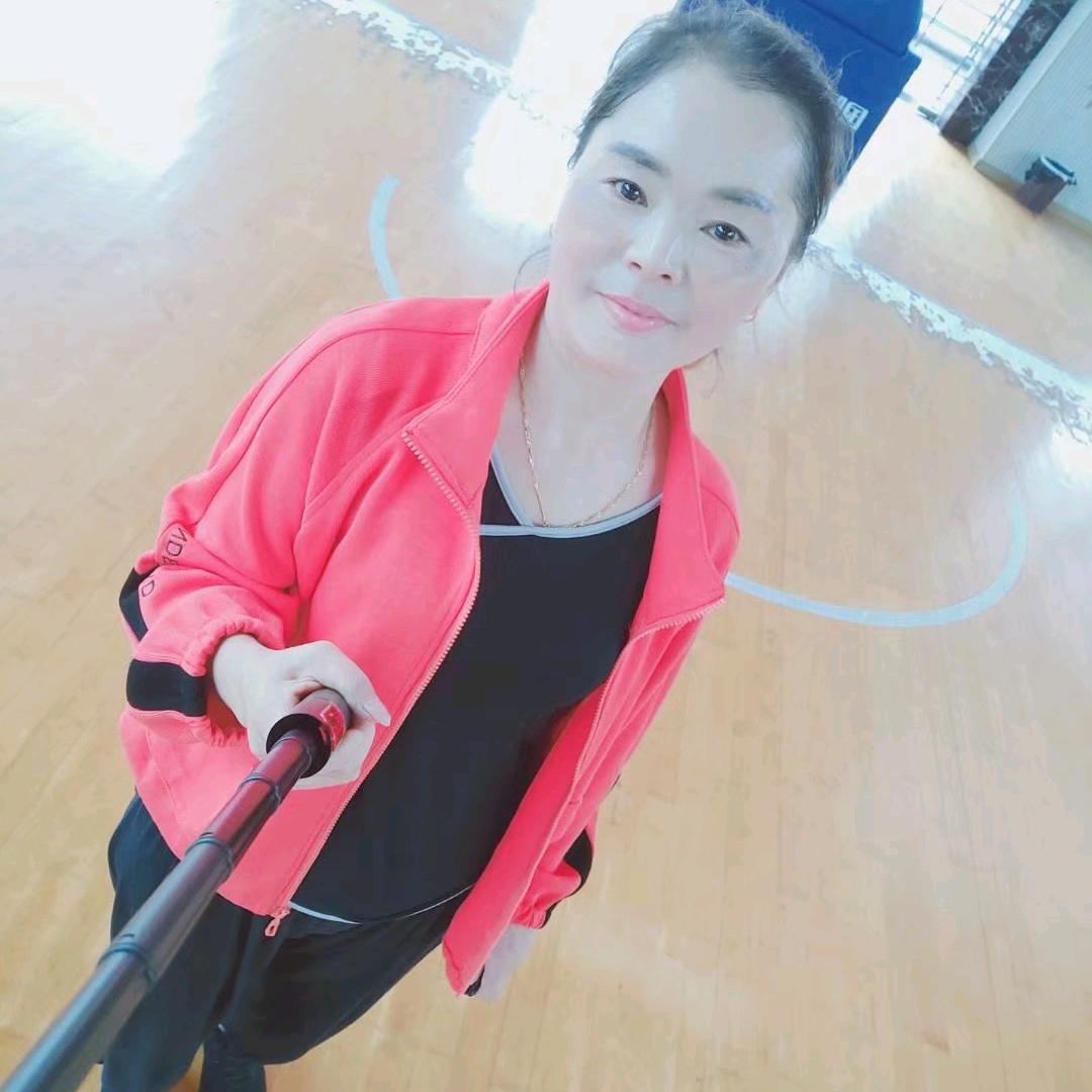 杨杨爱跳舞（首播）