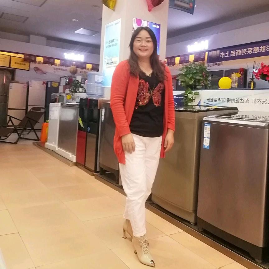 高镇步行街下段海尔智家