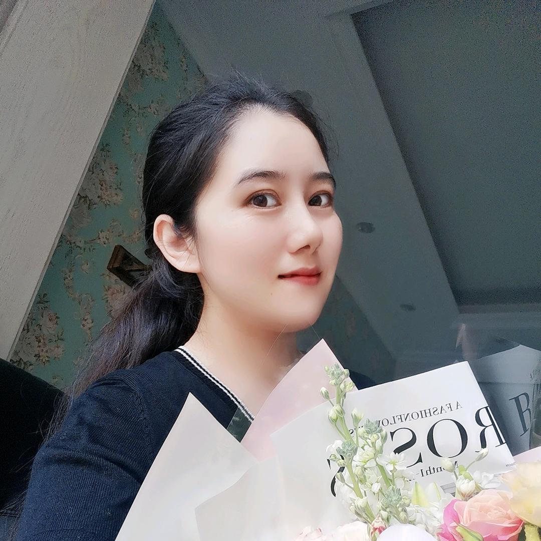 彭 LU💋