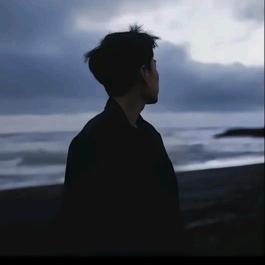 抱着嫦娥烤玉兔