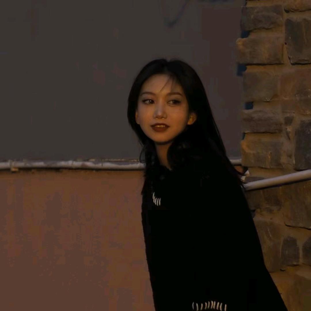 请艾特娜娜