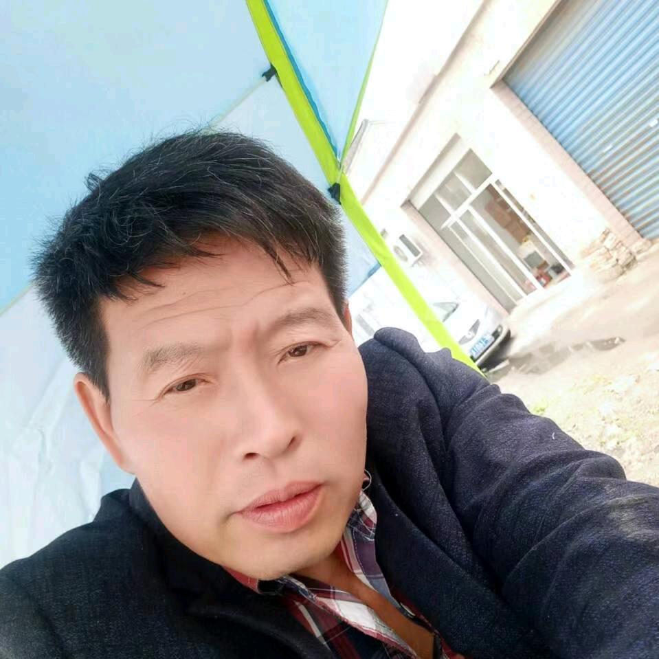 董飞华