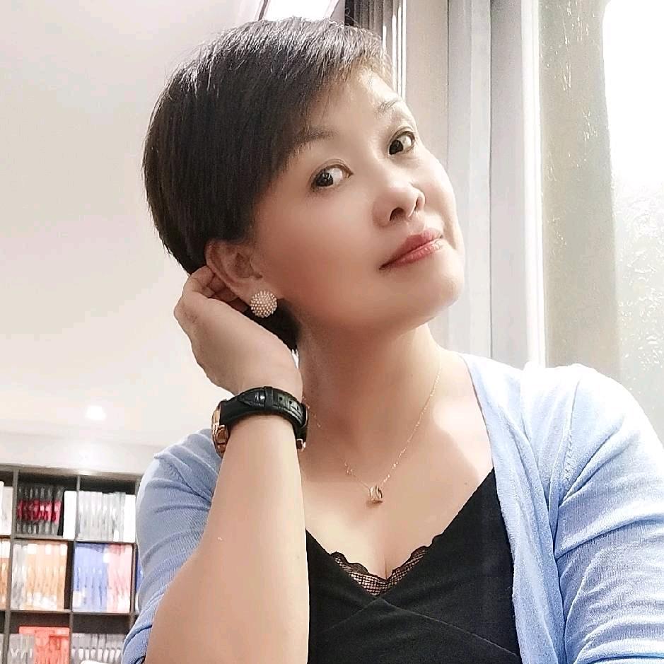 宁波家俱窗帘墙布石头姐