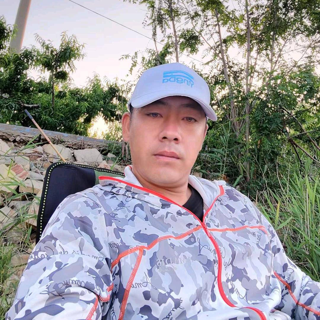 雷少爱钓鱼