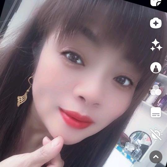 感恩遇见:真诚的你:Huang容