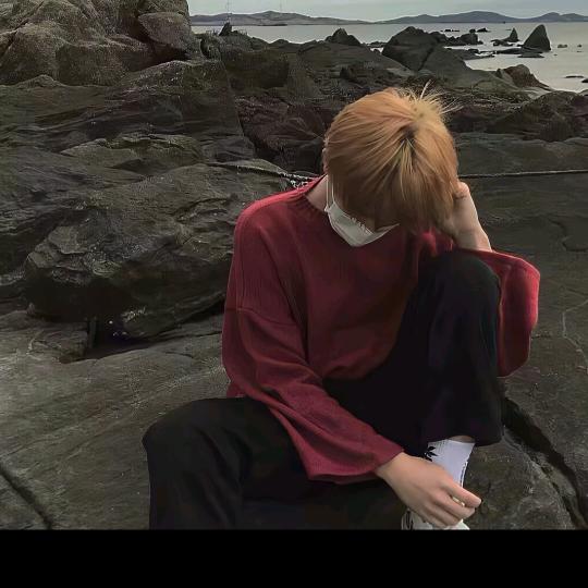 是墨雨吖🍭（减肥版）