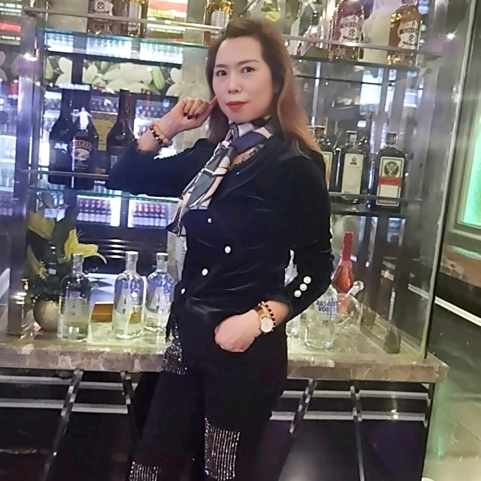 彩霞