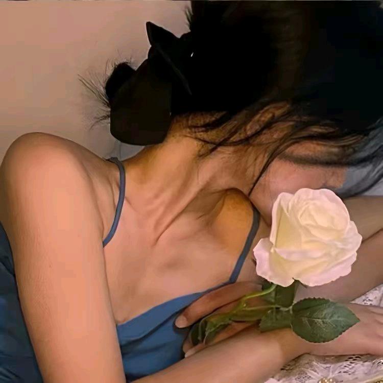 ㅤㅤ ㅤㅤ ㅤㅤ ㅤㅤㅤ疲惫大姐%