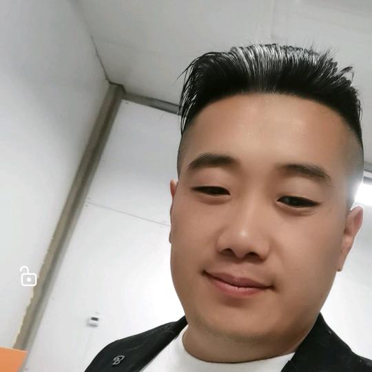 王先生，