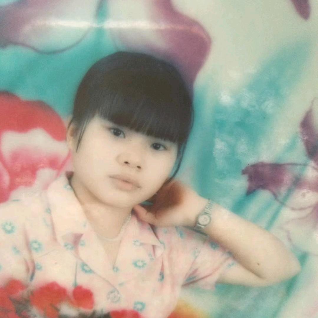 我是一位👑️幸福快乐开心的女士?👜️