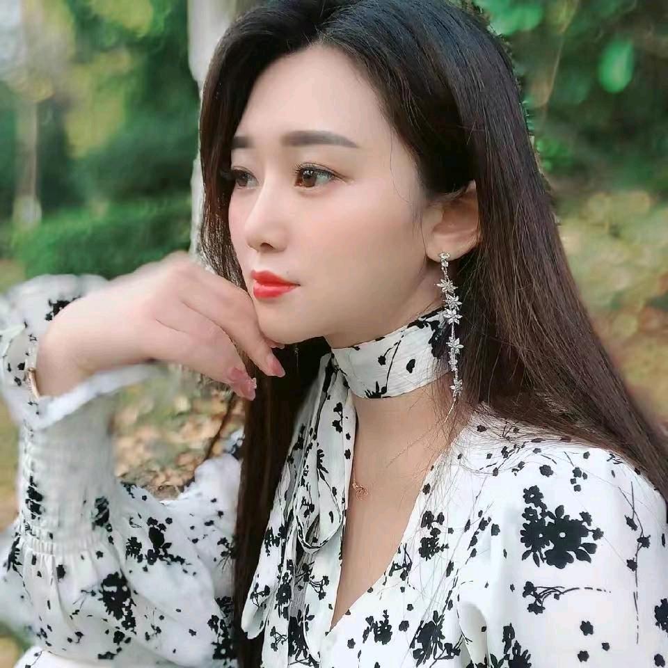 淡淡的烟草味🌹🌹