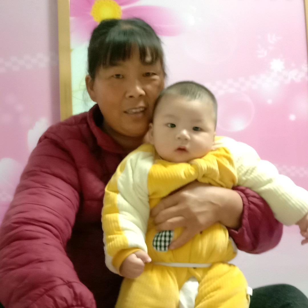 嵇帆和嵇杭两个孙子的奶奶