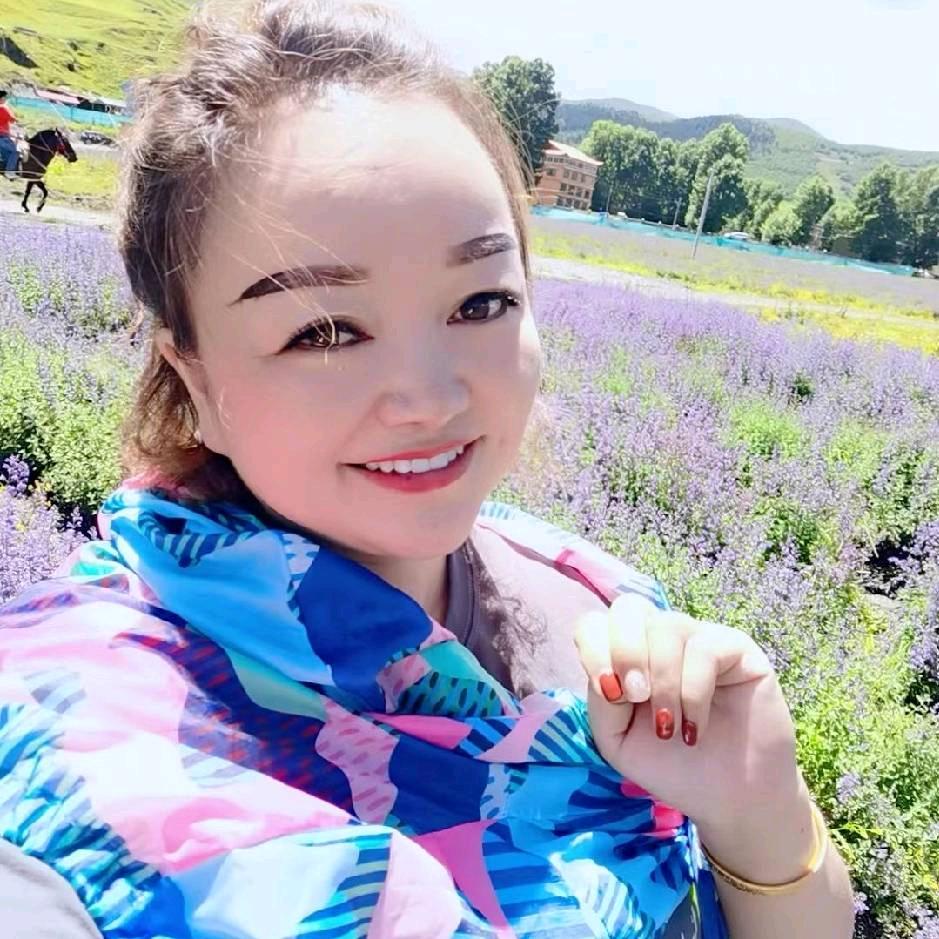 天全县陈波美妆店