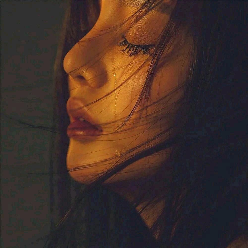 调皮的小姐姐