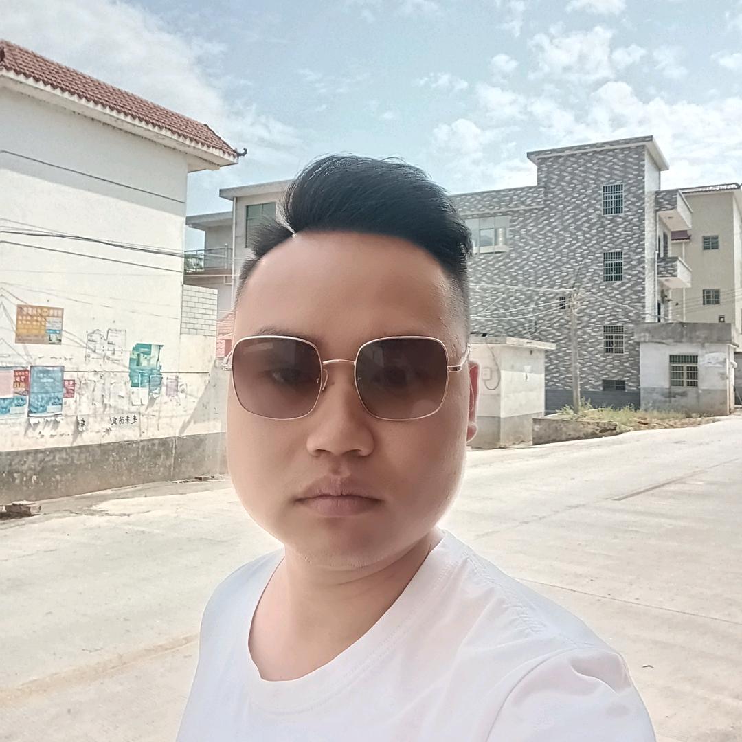 亮仔