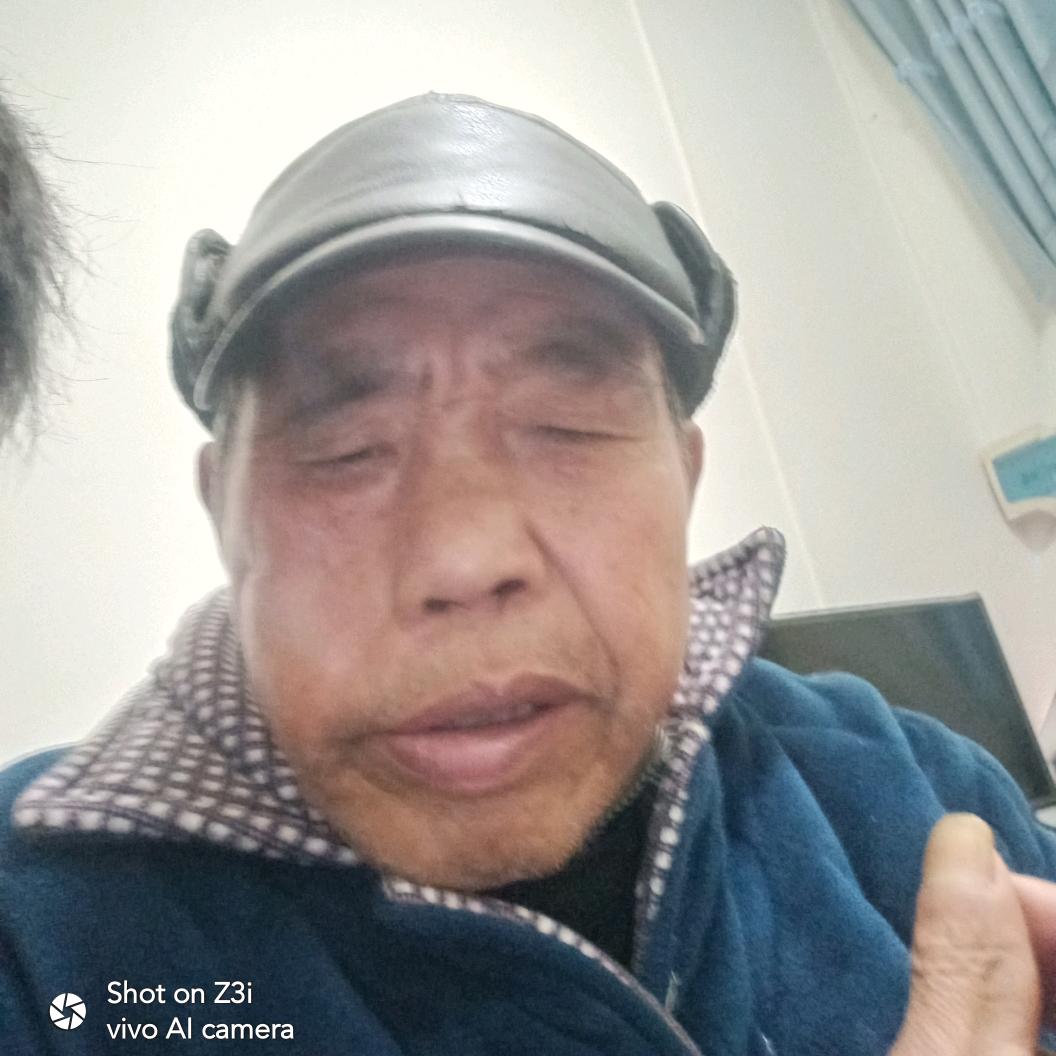 老周_