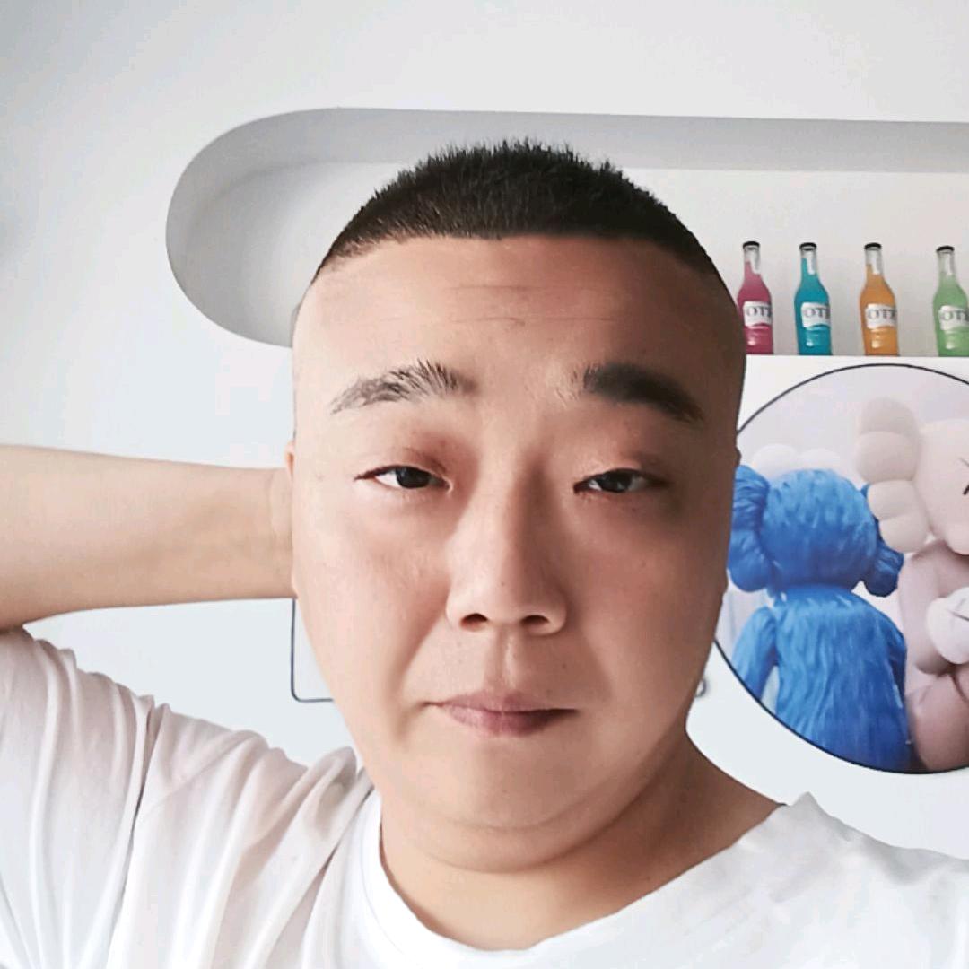 鹏鹏🐭