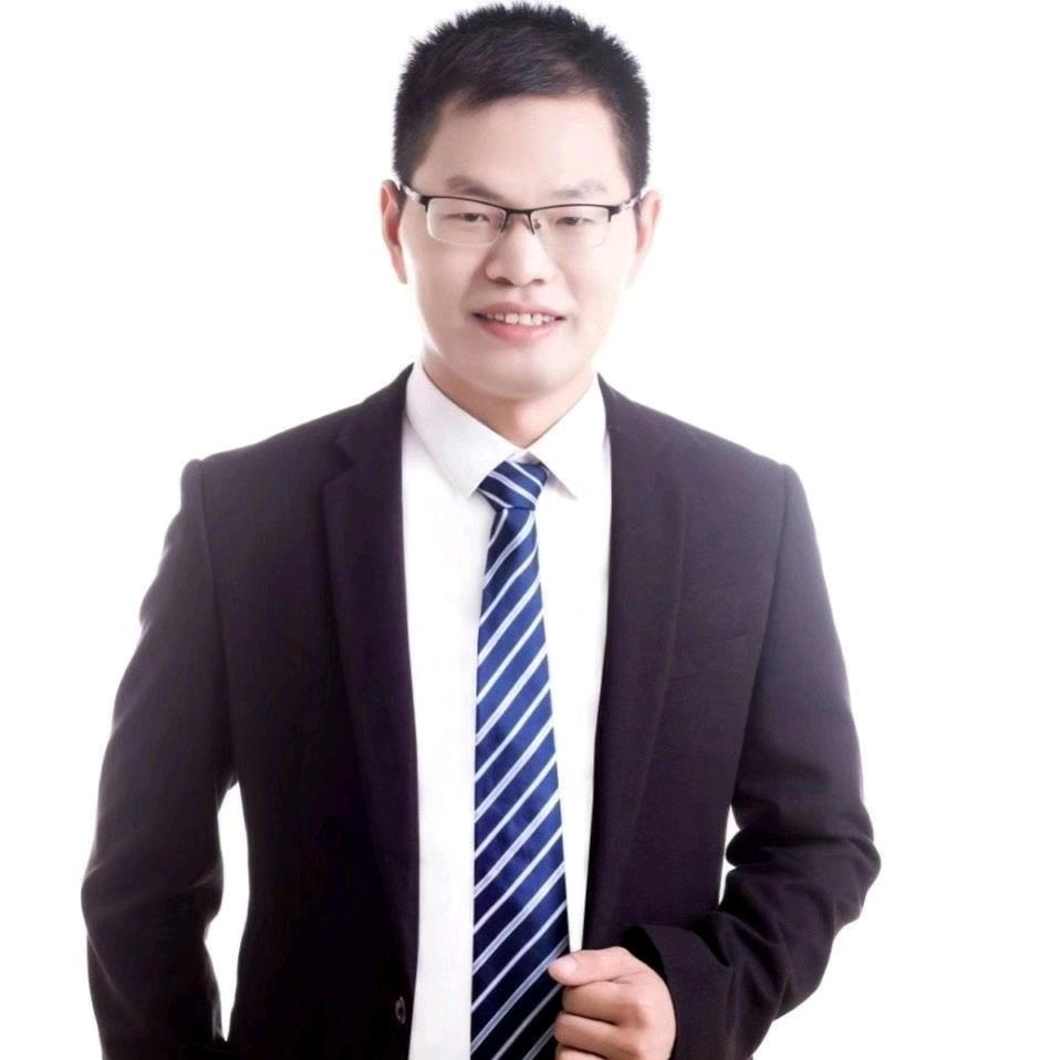 广源激光颜永辉