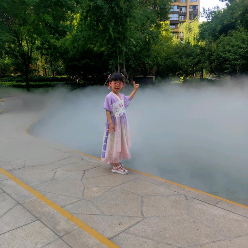 伊伊