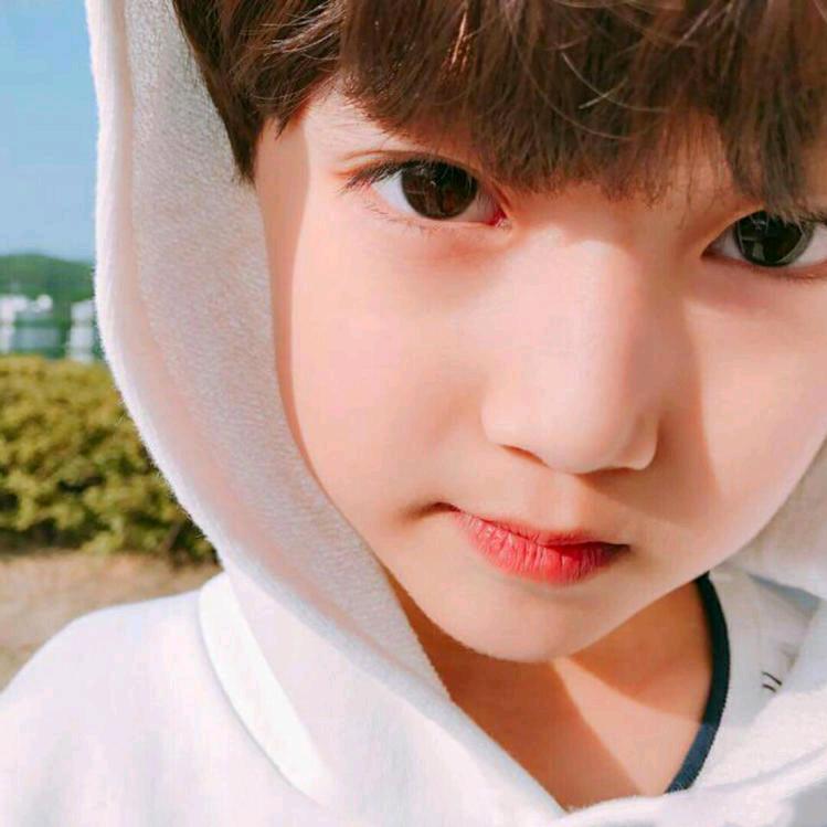 爱吃巧克力的🐷🐷