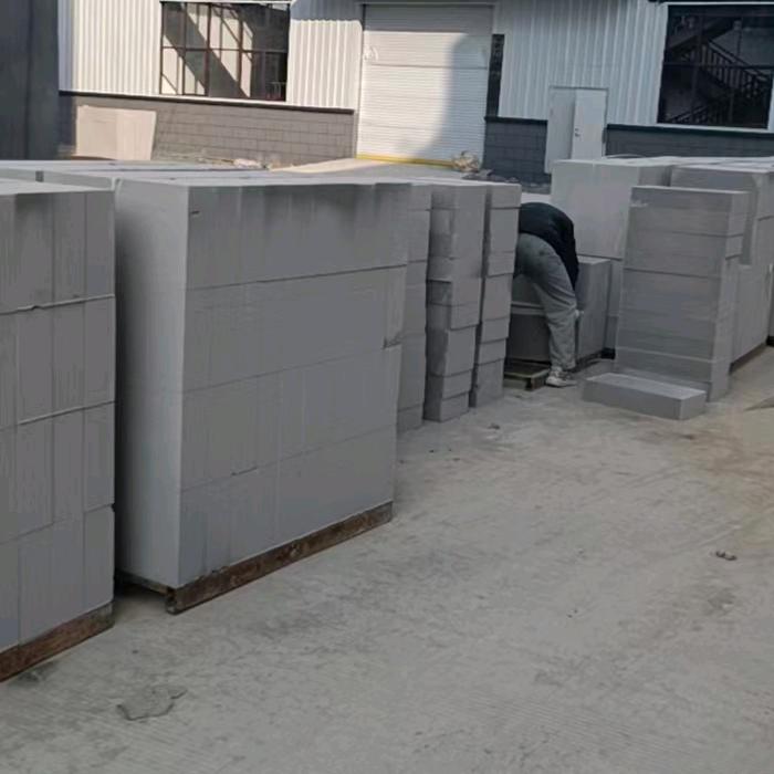 搬砖的小卡拉米