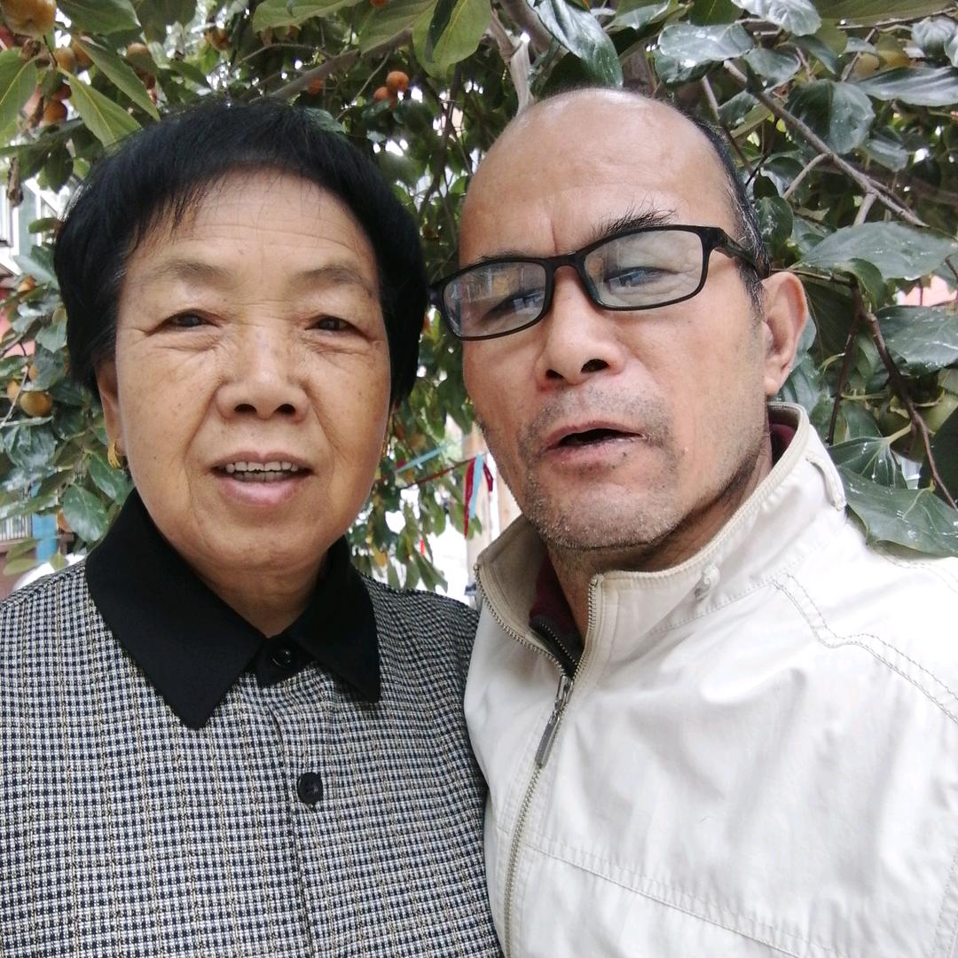 开心大婶