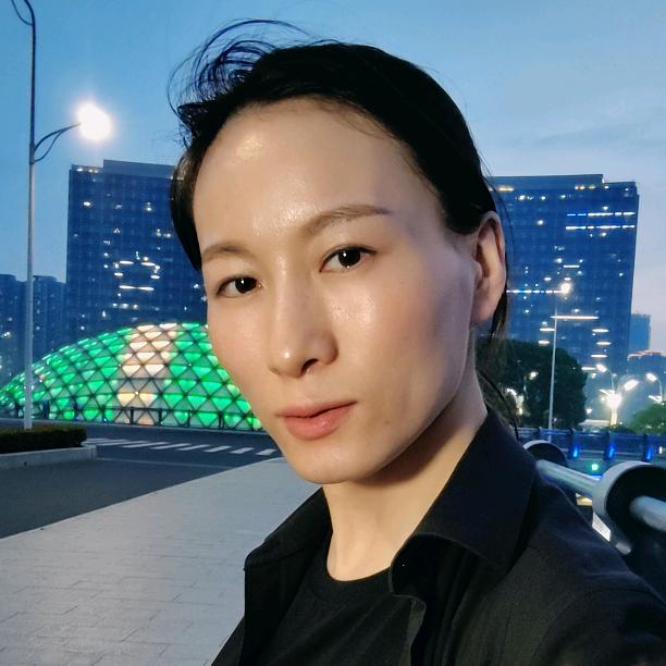 小言哥
