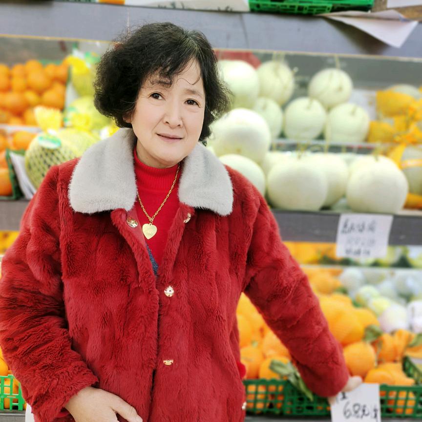 卖水果的阿姨（乐乐奶奶👵）