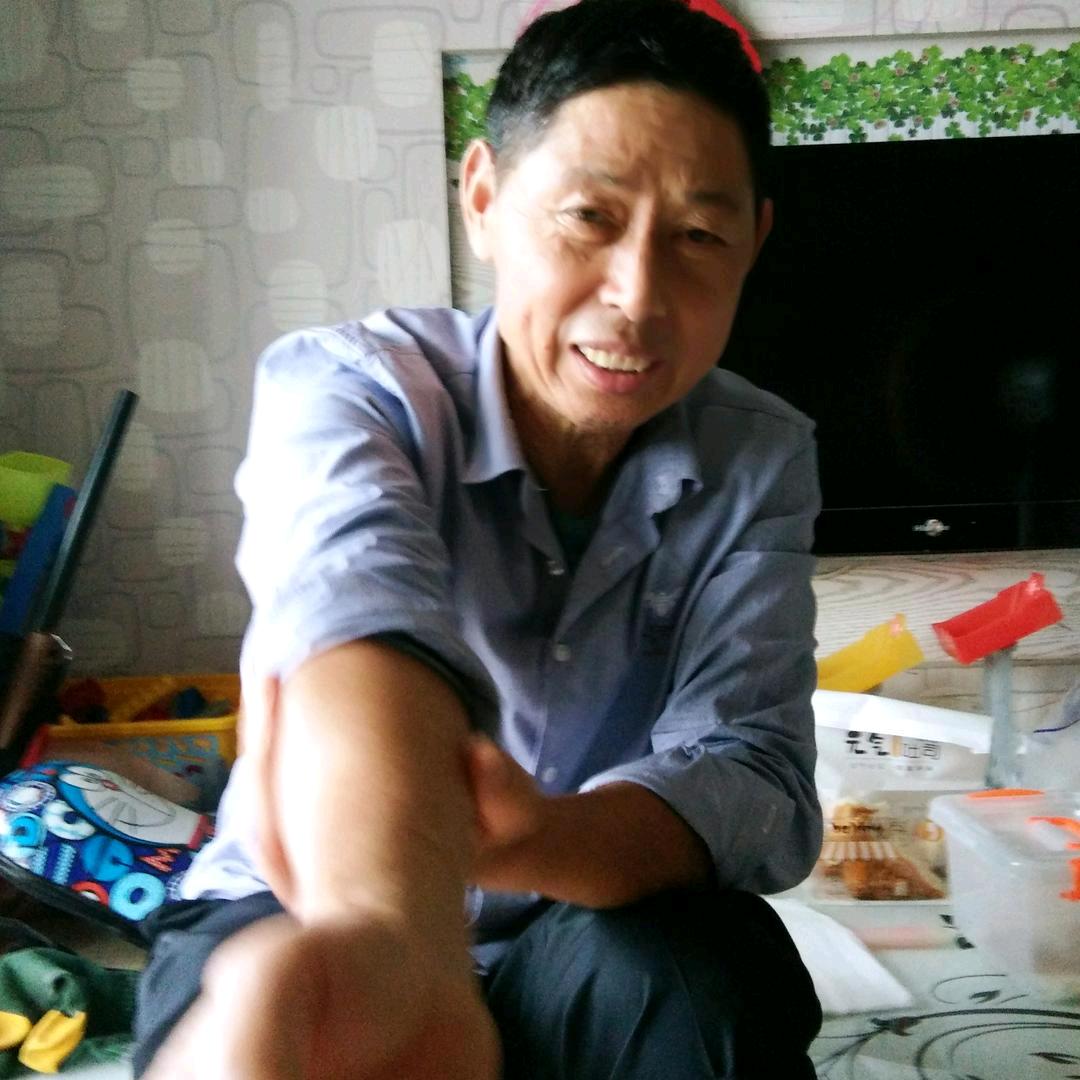 真牛牛伯伯，到相爷爷！