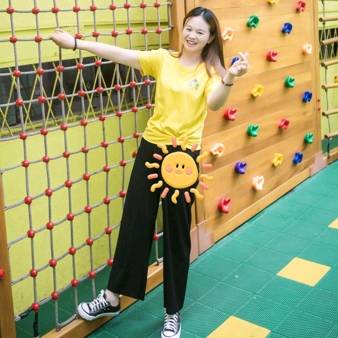 华美甄紫