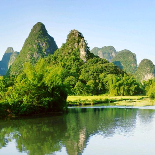 鑫博逸
