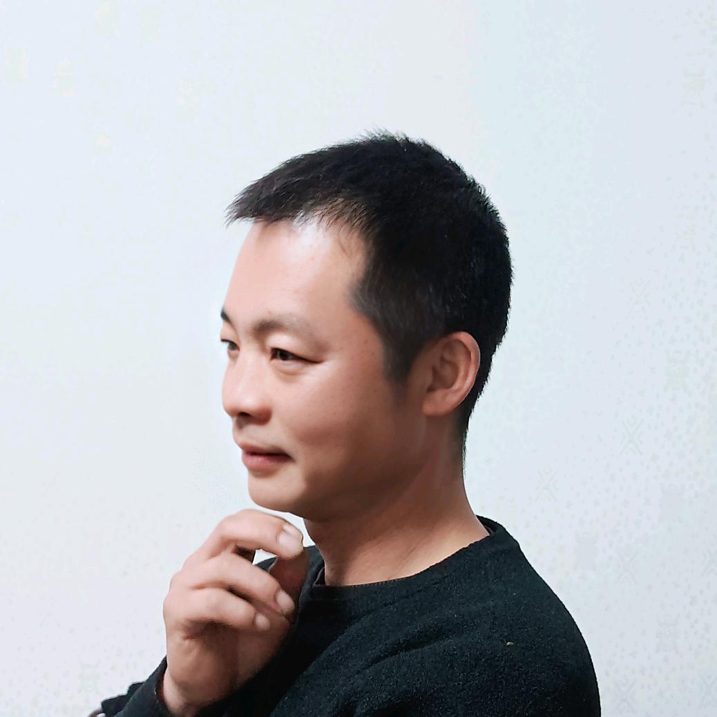 8090队长郑惠丰