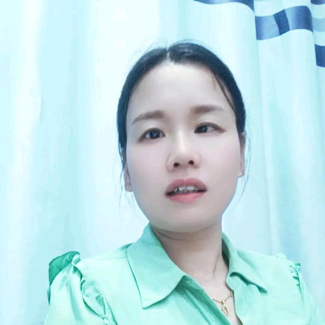 于都美衣阁服装店，水岸新城北门