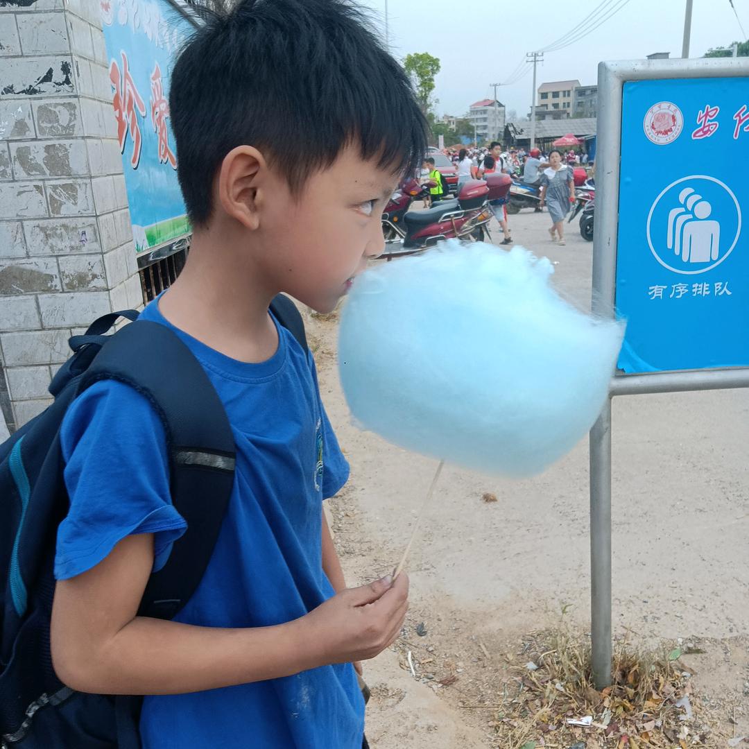小霞