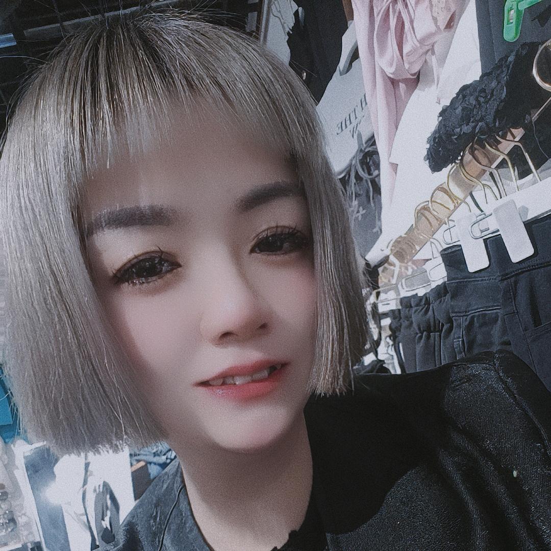 小维靓点集合店