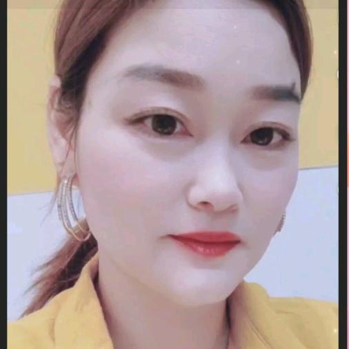 为将来而努力   （橱窗里有好物）