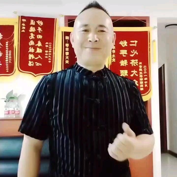 妙手李奇