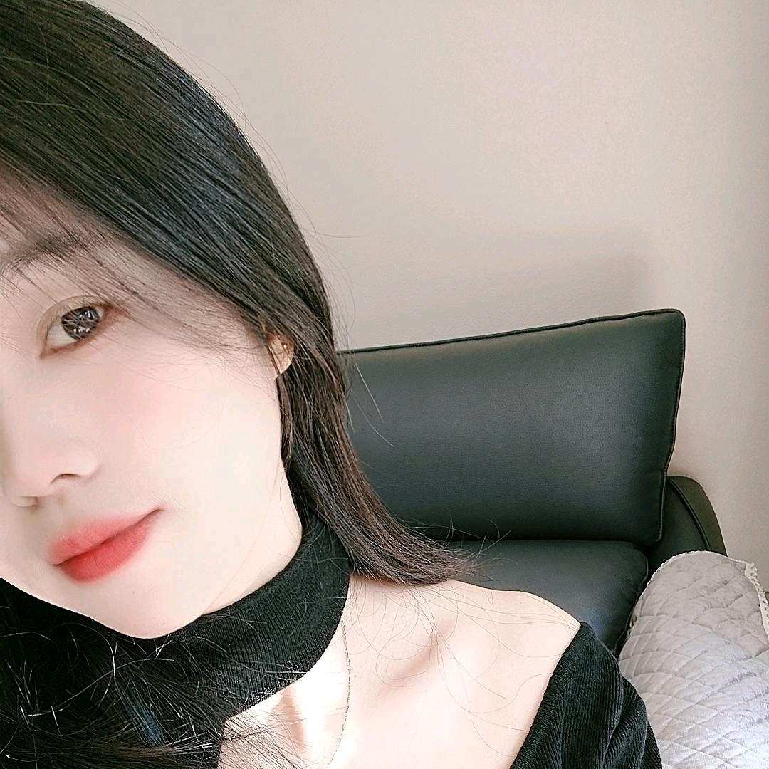 💋     Y.y