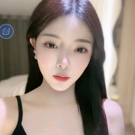 小楼昨夜听春雨