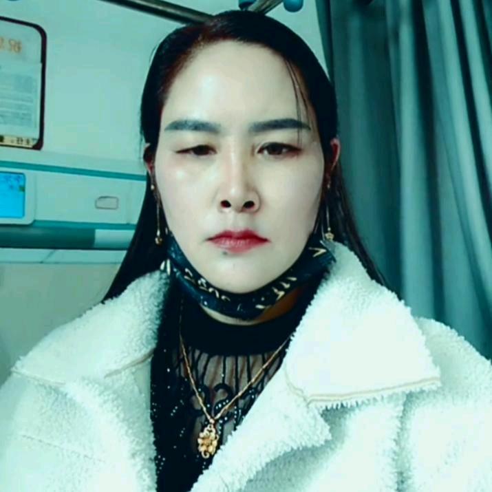 杨姐.