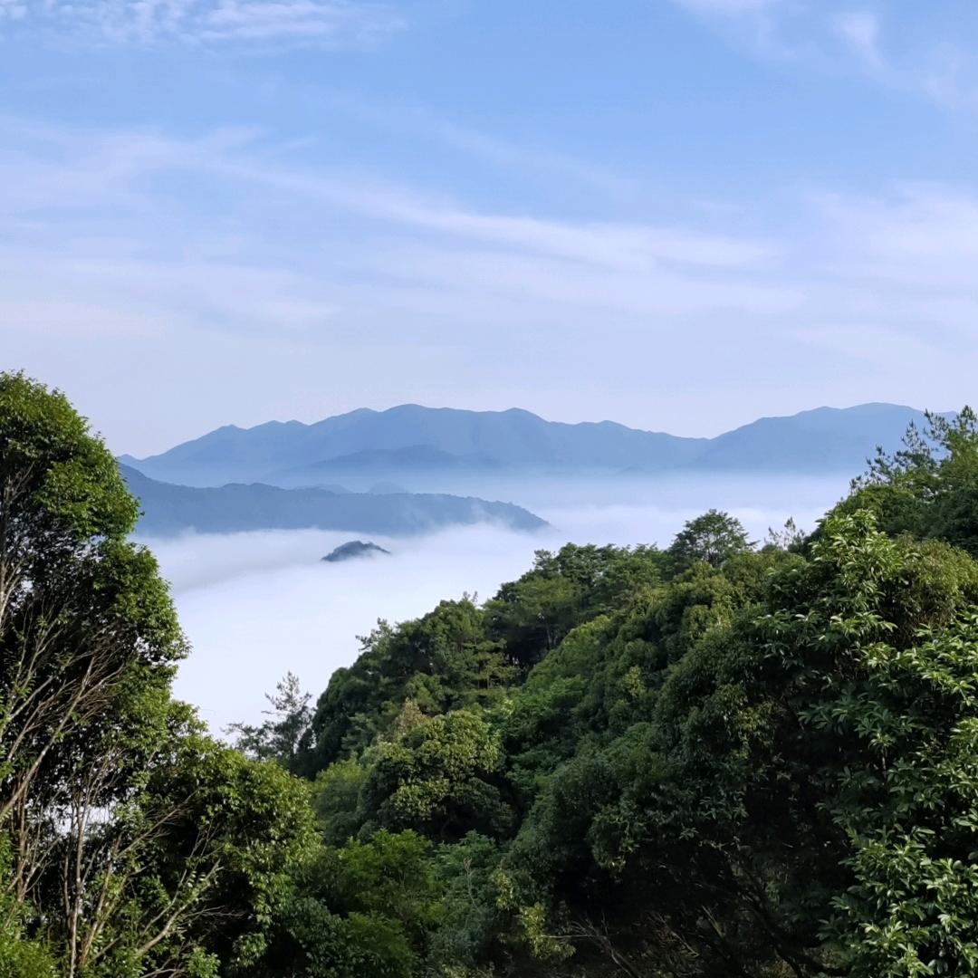 九天山三吉山人