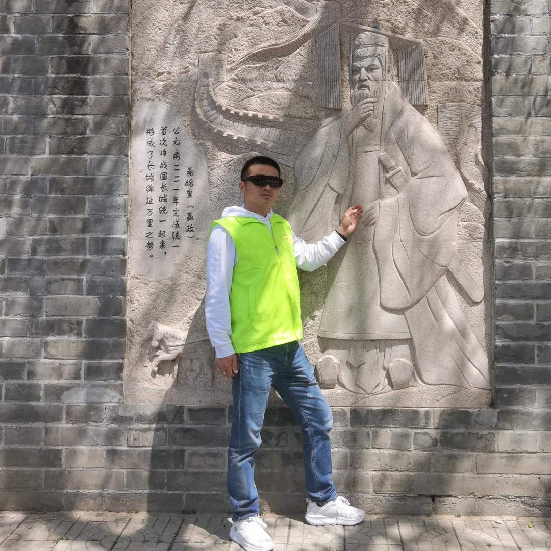 黄黄苗-爱上垃圾