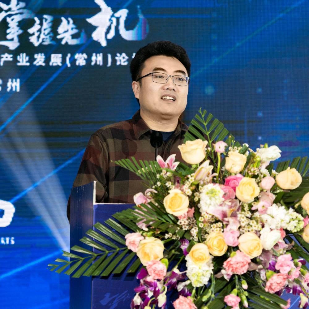 专搞新能源的老王