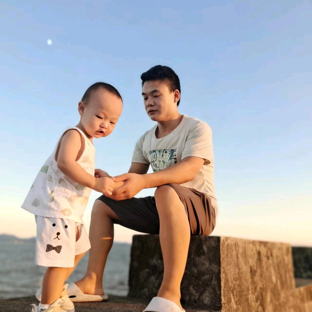 撕碎的谎言